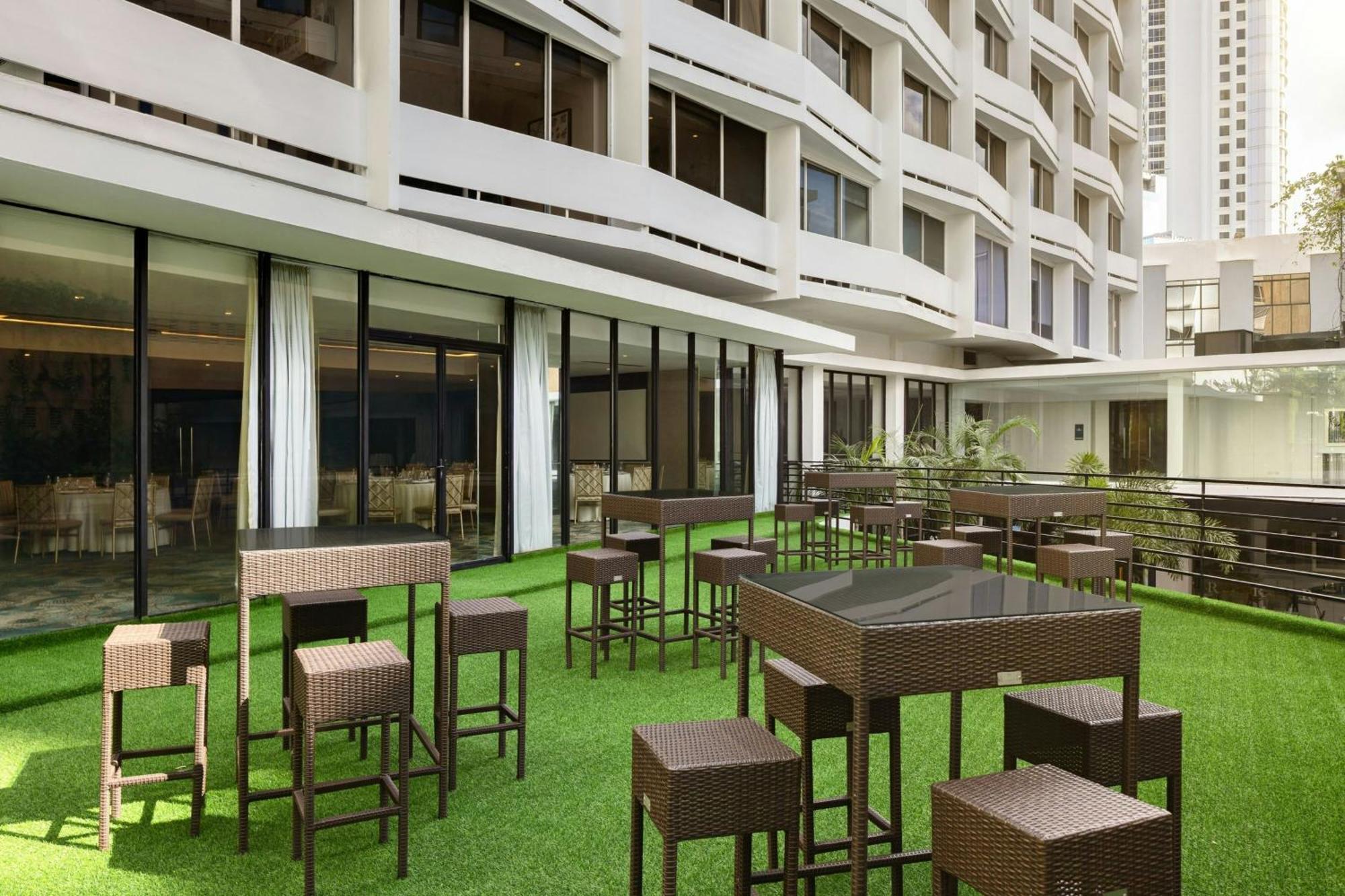 Renaissance Panama City Hotel Exterior photo
