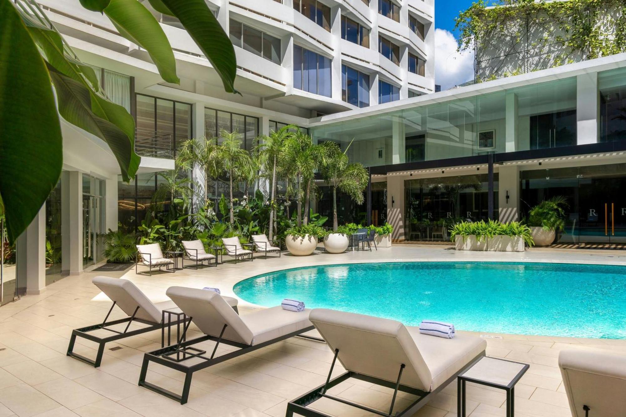 Renaissance Panama City Hotel Exterior photo